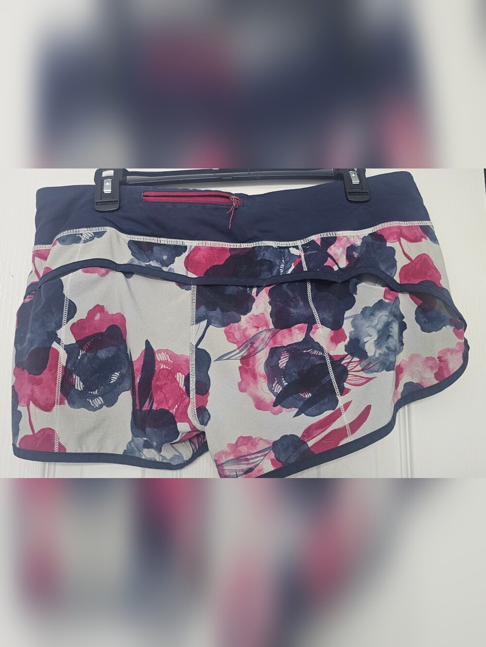 Lululemon Run: Speed Shorts feature a distinct "Inky Floral Ghost Inkwell Bumble - Picture 6 of 8